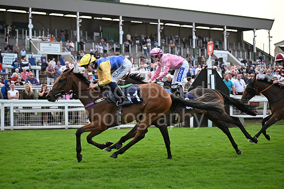Gt_Yarm_19_Aug_Evening_Race-255