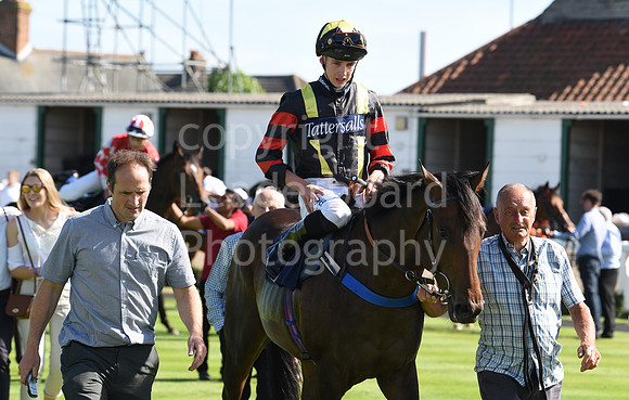 Gt_Yarm_Races_28_Aug_2022-100